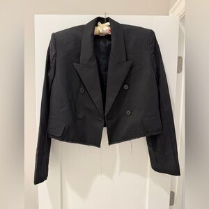 NWT. Zadig & Voltaire Defile Cropped tuxedo blazer Size 42, Fits US size L.